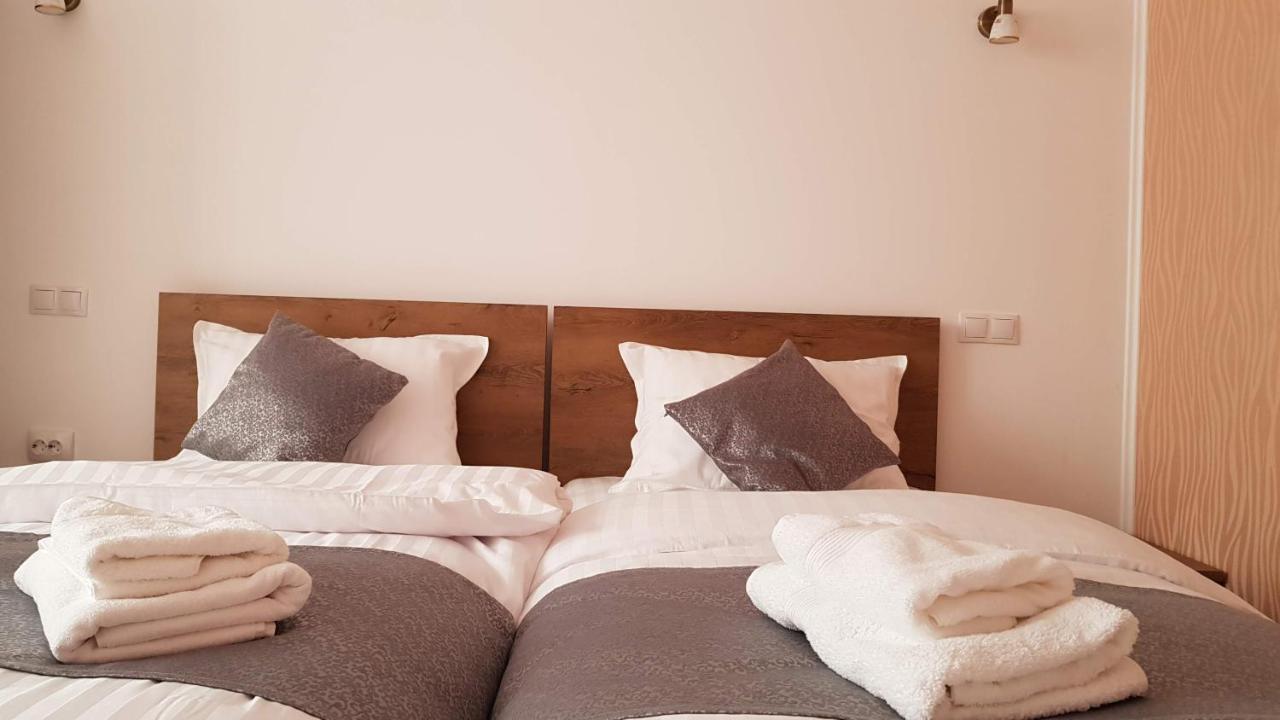 Resting House Hotel Brasov Luaran gambar