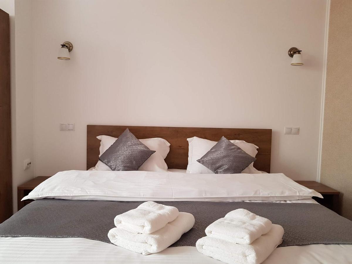 Resting House Hotel Brasov Luaran gambar
