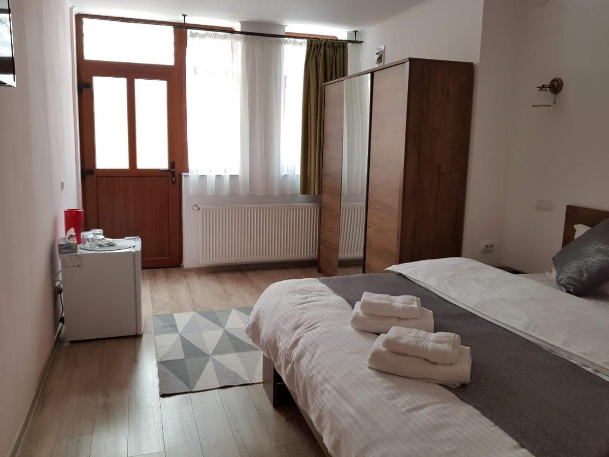 Resting House Hotel Brasov Luaran gambar